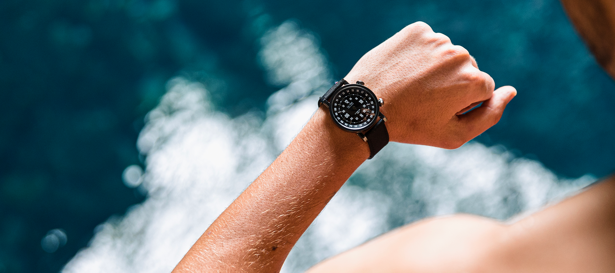 Cómo saber si un reloj es resistente al agua? ✓ Respuestas